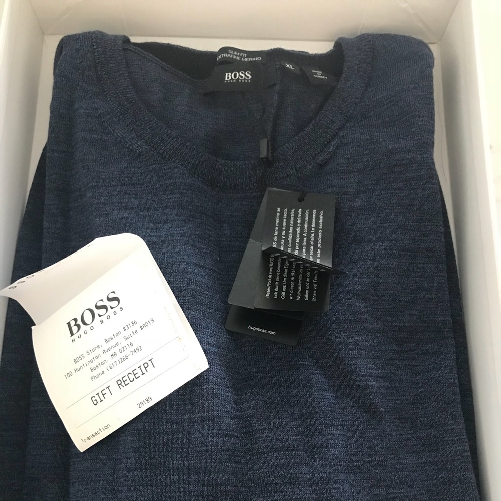 Hugo boss men’s blue sweater XL. New still in box!